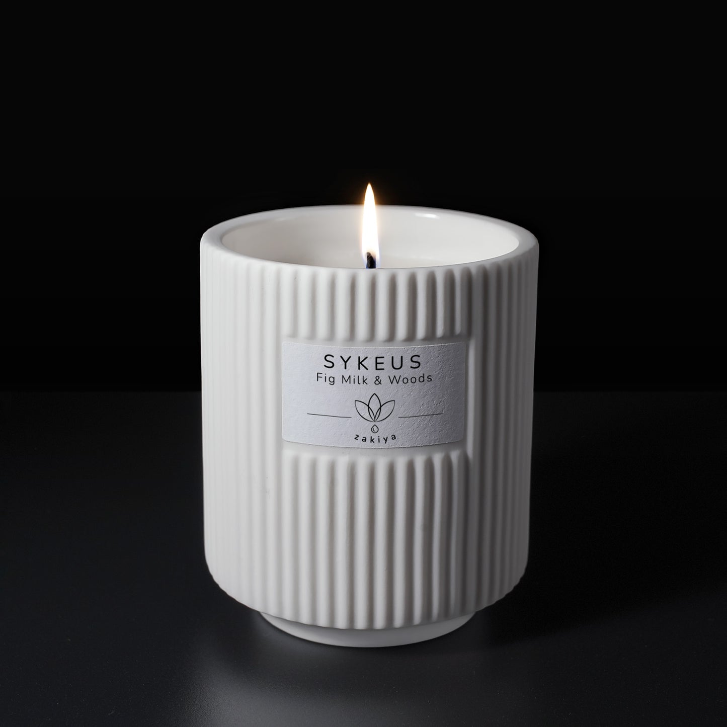 Sykeus Classic Candle with flame